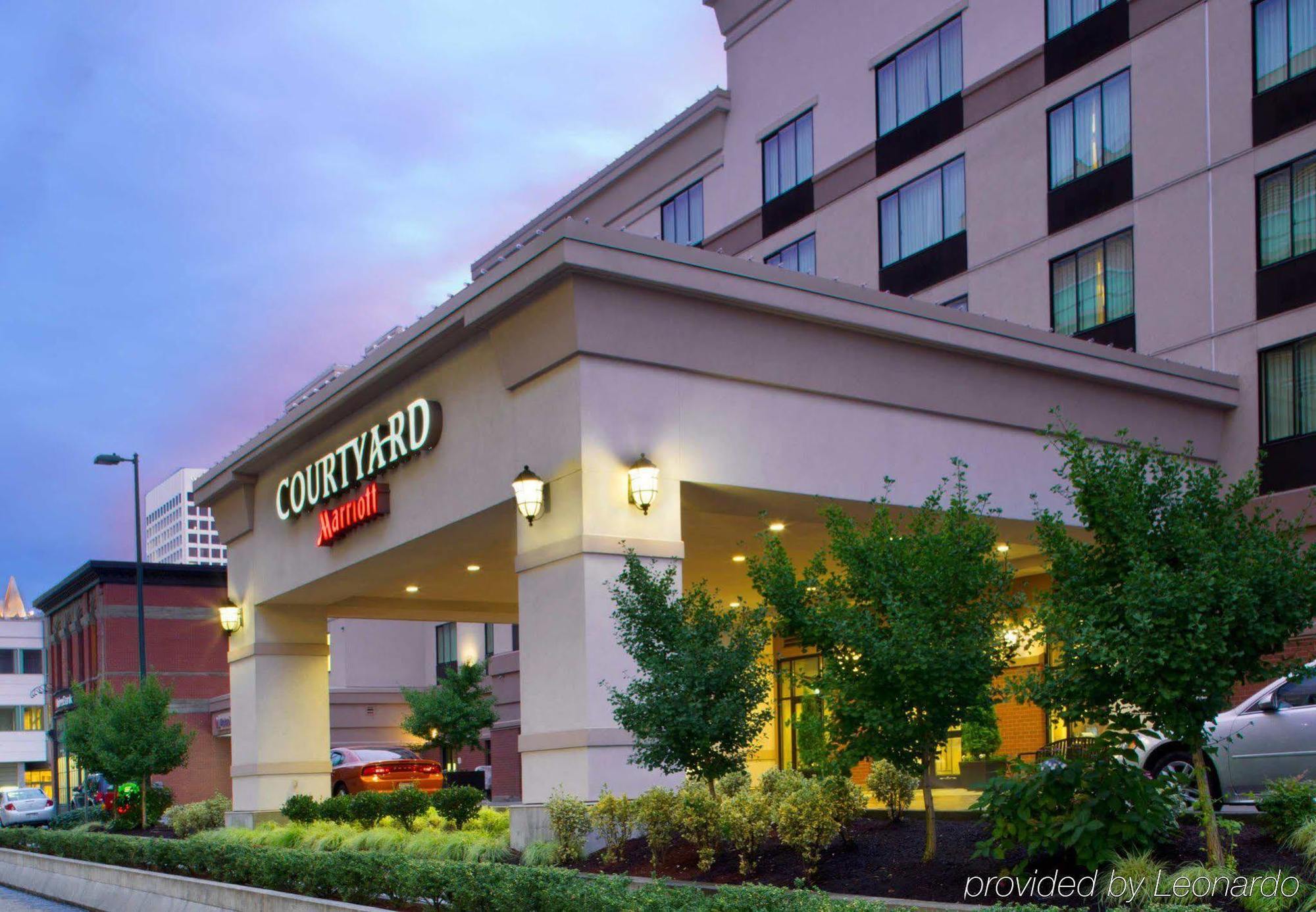 Hotel Courtyard Tacoma Downtown Exterior foto